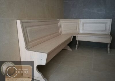 Panche ad Angolo su Misura in Legno Massello